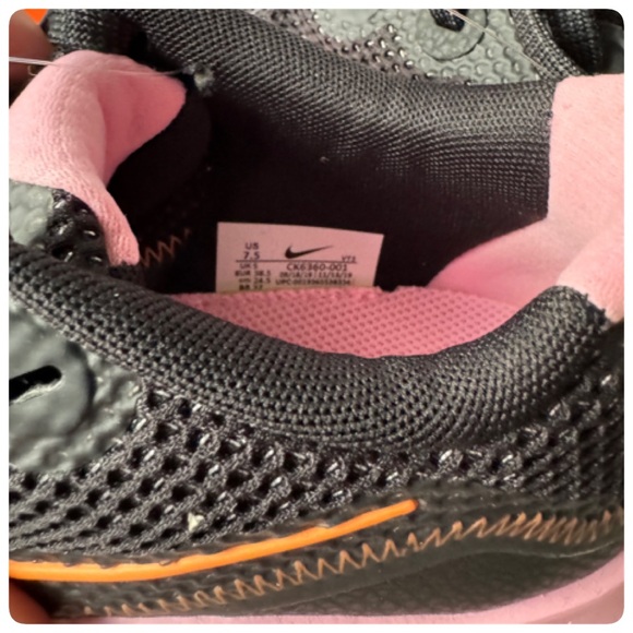 Nike RENEW RUN RUNNING SHOES SIZE 7 1/2 NWT - Picture 11 of 13